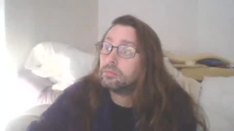 chris online show from 12/21/25, 07:54