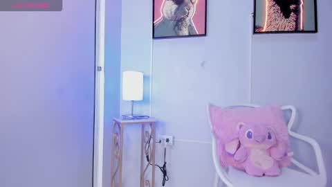 dulce__fiore07 online show from 02/24/26, 12:14