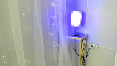 dulce__fiore07 online show from 05/30/26, 12:02