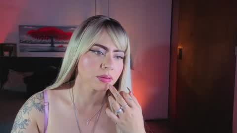 Snapshot of dulce_charlottee chatting on 04/24/26, 07:38 DULCE online show from 04/24/26, 07:38