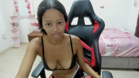 dulce_lan18 online show from 06/13/26, 02:48