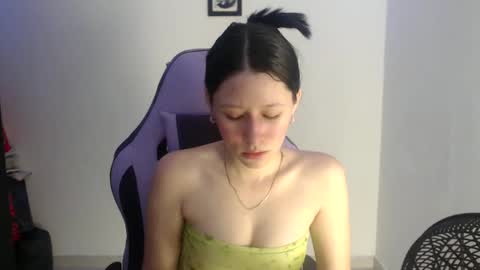 dulce_mauren online show from 09/29/25, 03:33