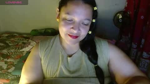 Snapshot of dulce_mmaria chatting on 10/22/25, 01:33 dulce online show from 10/22/25, 01:33