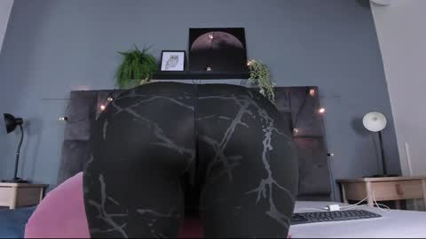 DULCE AURORA online show from 02/21/26, 03:07