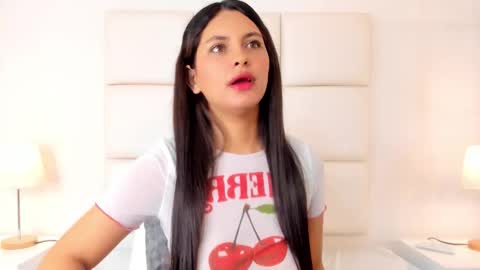 Dulce online show from 02/24/26, 11:30