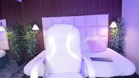 Dulce  online show from 01/12/26, 05:07