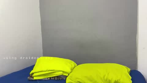 Snapshot of dulceizzy chatting on 03/22/26, 12:36 dulceizzy online show from 03/22/26, 12:36