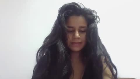 dulcekatty18 online show from 04/06/26, 12:39