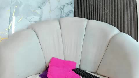 Dulce online show from 04/14/26, 05:02