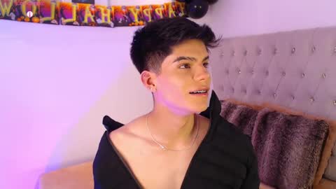 Dulcey online show from 10/07/25, 04:20