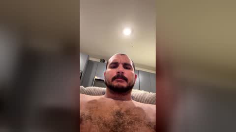 Snapshot of dumb00 chatting on 12/20/25, 02:18 dumb00 online show from 12/20/25, 02:18