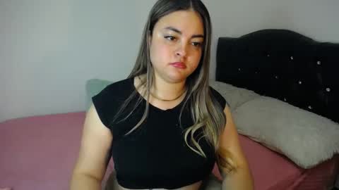 Nicole   online show from 02/22/25, 10:31