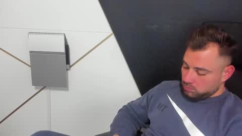 DuncanStone online show from 02/09/25, 02:50