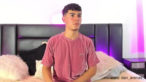 Thomas and Noah online show from 04/12/26, 02:11