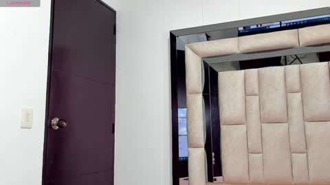 duran_dhikol1 online show from 12/14/24, 03:07