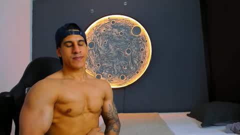 duran_dhikol1 online show from 11/02/25, 12:35