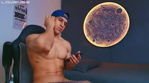 duran_dhikol1 online show from 04/22/26, 02:47