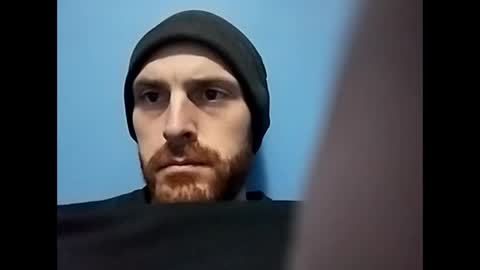 Snapshot of dust3229 chatting on 12/19/25, 08:10 dust3229 online show from 12/19/25, 08:10