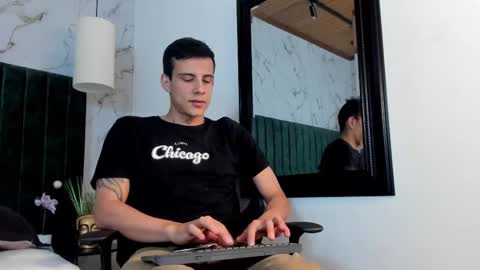 Dustin Sonne online show from 02/18/25, 09:32