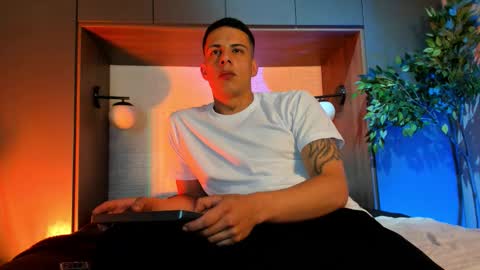 Dustin Sonne online show from 01/18/26, 03:43