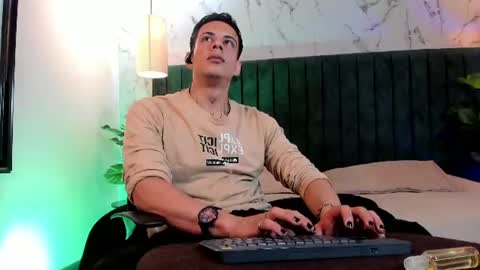 Dustin Sonne online show from 07/13/26, 03:31