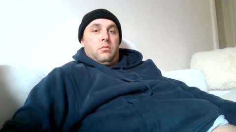Snapshot of dustyroy09 chatting on 06/12/26, 05:17 dustyroy09 online show from 06/12/26, 05:17