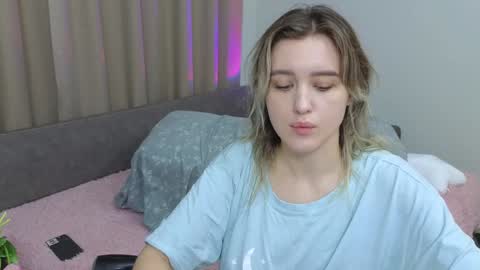 Snapshot of dusyastar chatting on 01/23/25, 11:37 Dusya online show from 01/23/25, 11:37