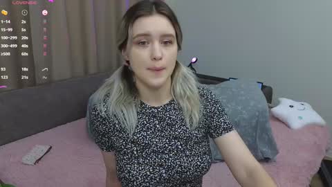 Snapshot of dusyastar chatting on 02/03/25, 02:34 Dusya online show from 02/03/25, 02:34