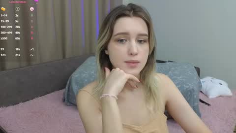 Snapshot of dusyastar chatting on 02/21/25, 10:50 Dusya online show from 02/21/25, 10:50