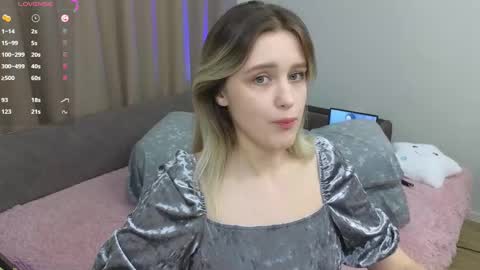 Snapshot of dusyastar chatting on 02/24/25, 04:36 Dusya online show from 02/24/25, 04:36