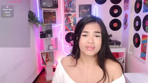 duulce_mia online show from 06/09/26, 10:49