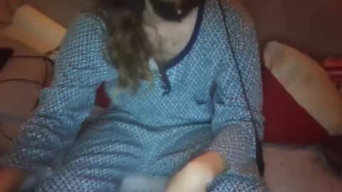 dv3nd3 online show from 10/18/25, 09:59