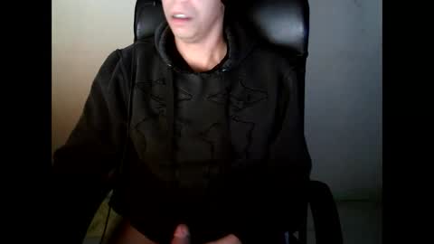 Snapshot of dwaynejamesjackson chatting on 02/01/25, 12:07 dwaynejamesjackson online show from 02/01/25, 12:07