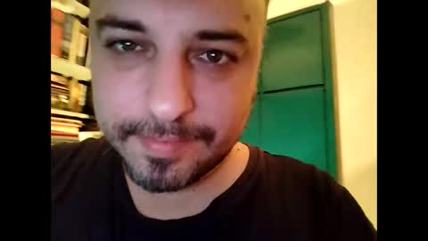 Ivan online show from 10/18/25, 10:43