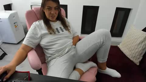 dayana online show from 09/29/25, 03:55