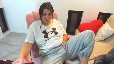 dayana online show from 01/08/26, 05:43