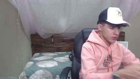 dyla_n18_ online show from 01/19/25, 07:58