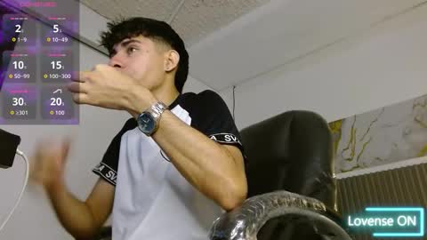 dyla_n18_ online show from 02/08/26, 04:32