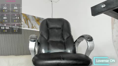 dyla_n18_ online show from 04/06/26, 04:46