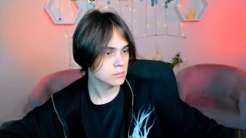 dylan_bold online show from 11/15/25, 09:50