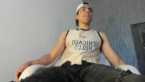 Dylan online show from 10/04/25, 11:19