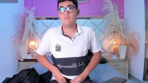 Dylan online show from 04/14/26, 02:39