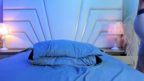 Dylan online show from 04/16/26, 03:40