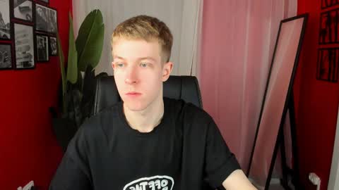 Dylan online show from 04/21/26, 10:21