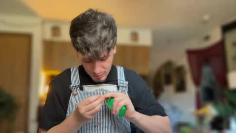 Dylan Daniel 7.8 online show from 09/11/25, 06:19