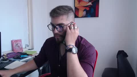 Snapshot of dylanhot10 chatting on 02/04/25, 07:55 dylanhot10 online show from 02/04/25, 07:55