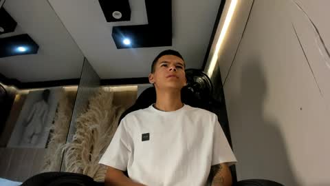 dylanroyce_ online show from 04/04/26, 12:13