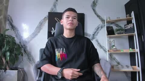 dylanroyce_ online show from 04/05/26, 12:35