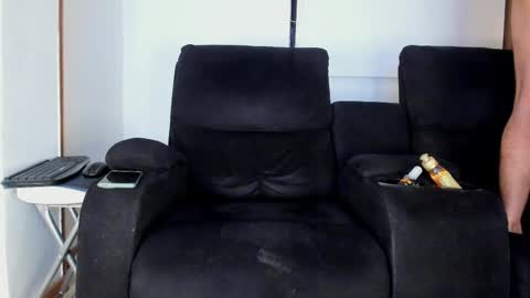 Dylann and Willy online show from 03/12/25, 04:19