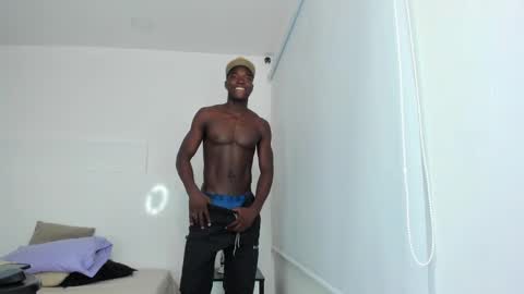 Snapshot of dylantaylor_1 chatting on 01/17/25, 10:00 Dylan Taylor online show from 01/17/25, 10:00